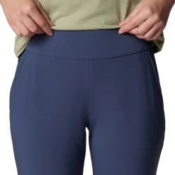 All Seasons - Women's Capri Pants