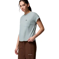 Daniela Falls - Women's T-Shirt