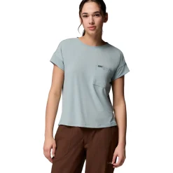 Daniela Falls - Women's T-Shirt