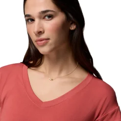 Daniela Falls - Women's T-Shirt