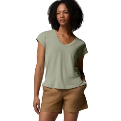 Daniela Falls - Women's T-Shirt