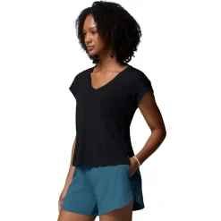 Daniela Falls - Women's T-Shirt