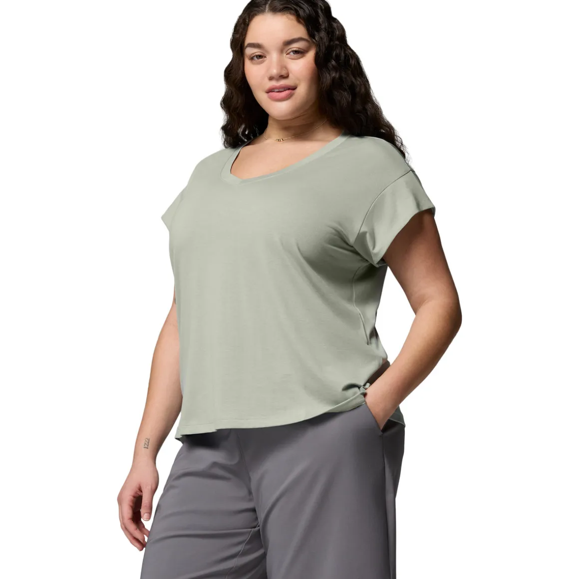 Daniela Falls (Plus Size) - Women's T-Shirt