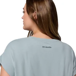 Daniela Falls (Plus Size) - Women's T-Shirt