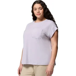 Daniela Falls (Plus Size) - Women's T-Shirt
