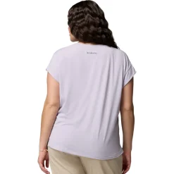 Daniela Falls (Plus Size) - Women's T-Shirt
