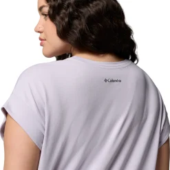 Daniela Falls (Plus Size) - Women's T-Shirt