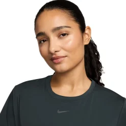 Dri-FIT One Classic - Women's Training T-Shirt