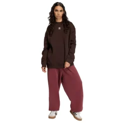 Essentials - Women's Fleece Sweatshirt