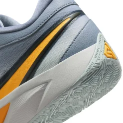 Giannis Freak 6 - Adult Basketball Shoes