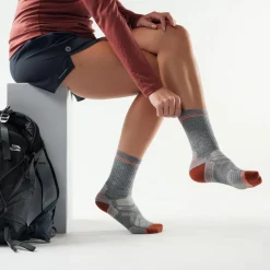 Hike - Women's Cushioned Crew Socks