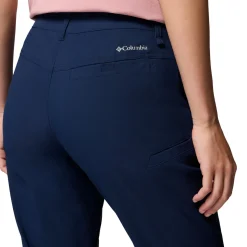 Leslie Falls - Women's Capri Pants