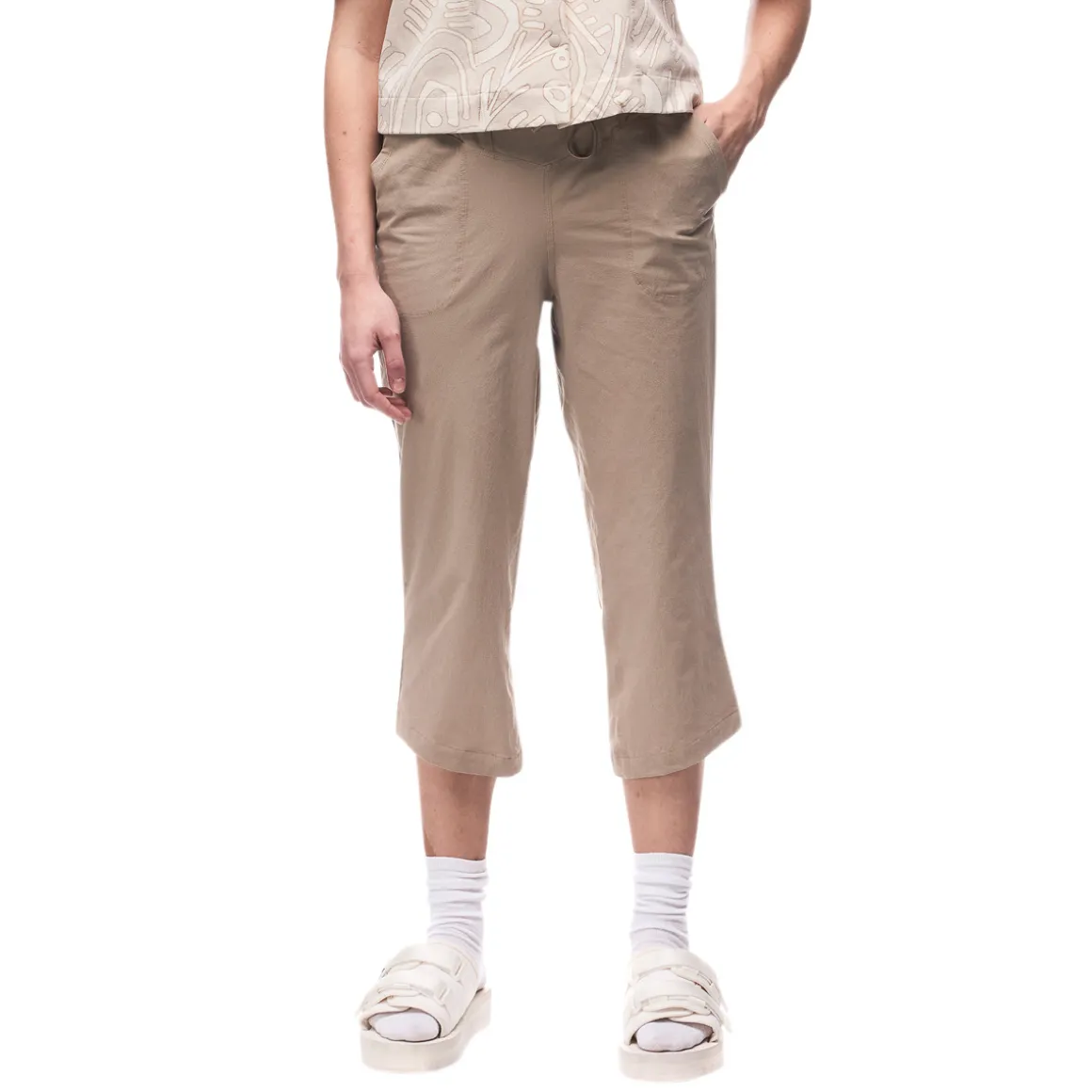 Nakato VI - Women's Capri Pants