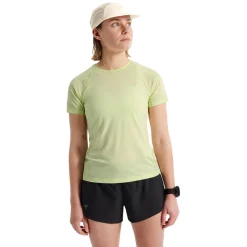 Norvan - Women's Running T-Shirt