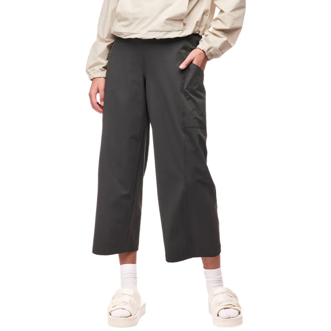 Pierna II - Women's Capri Pants