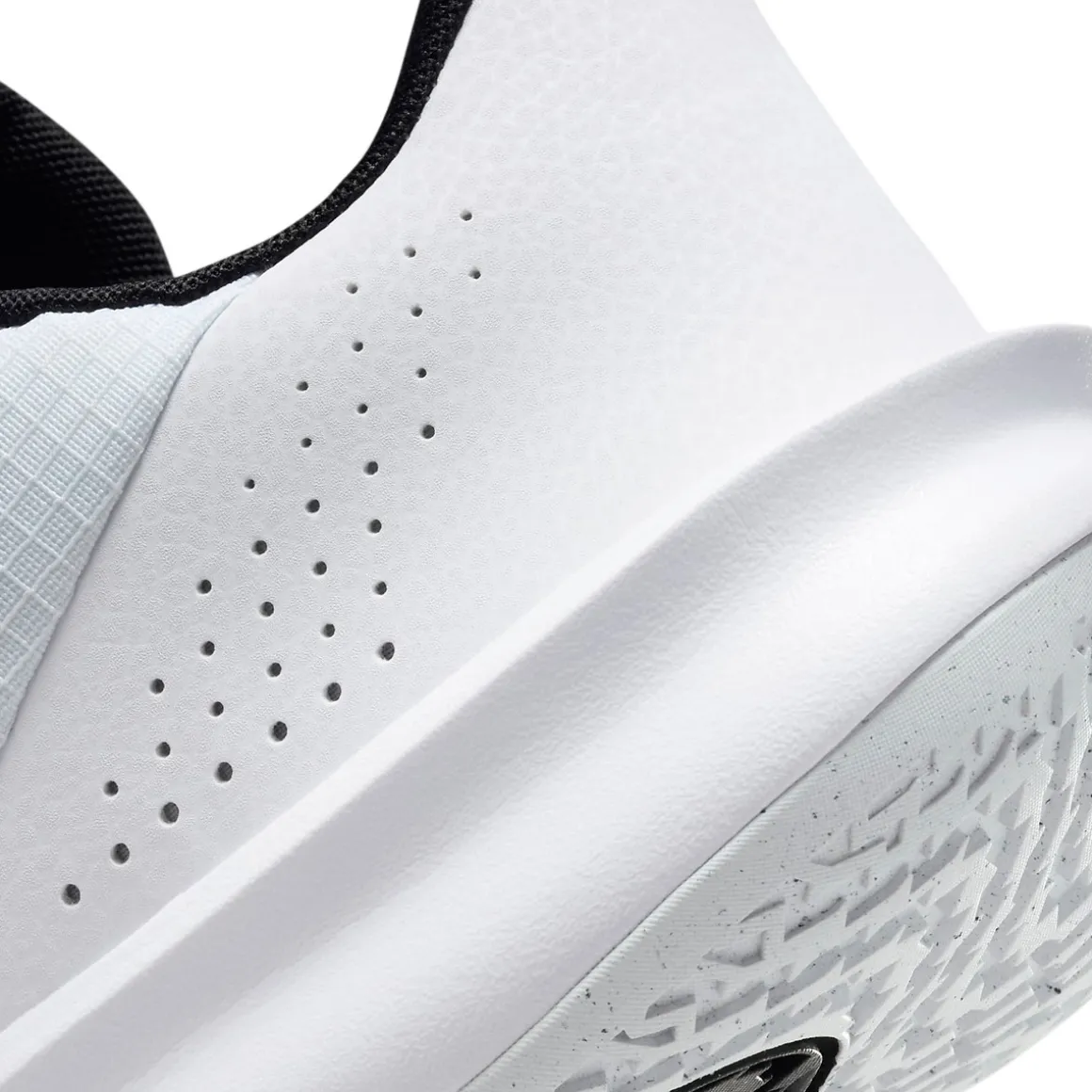 Precision VII - Adult Basketball Shoes