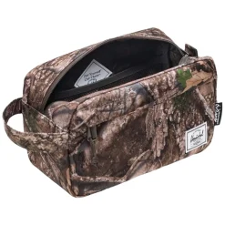 Realtree Chapter - Travel Toiletry Kit