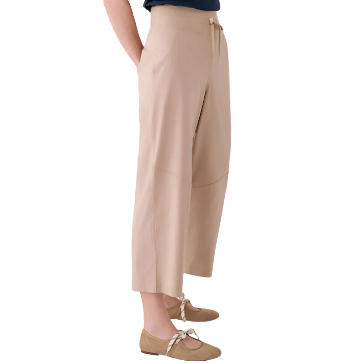 Sofia - Women's Capri Pants