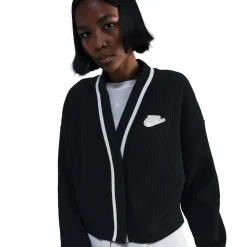 Sportswear - Women's Long-Sleeved Shirt