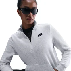 Sportswear Club - Women's Half-Zip Sweater