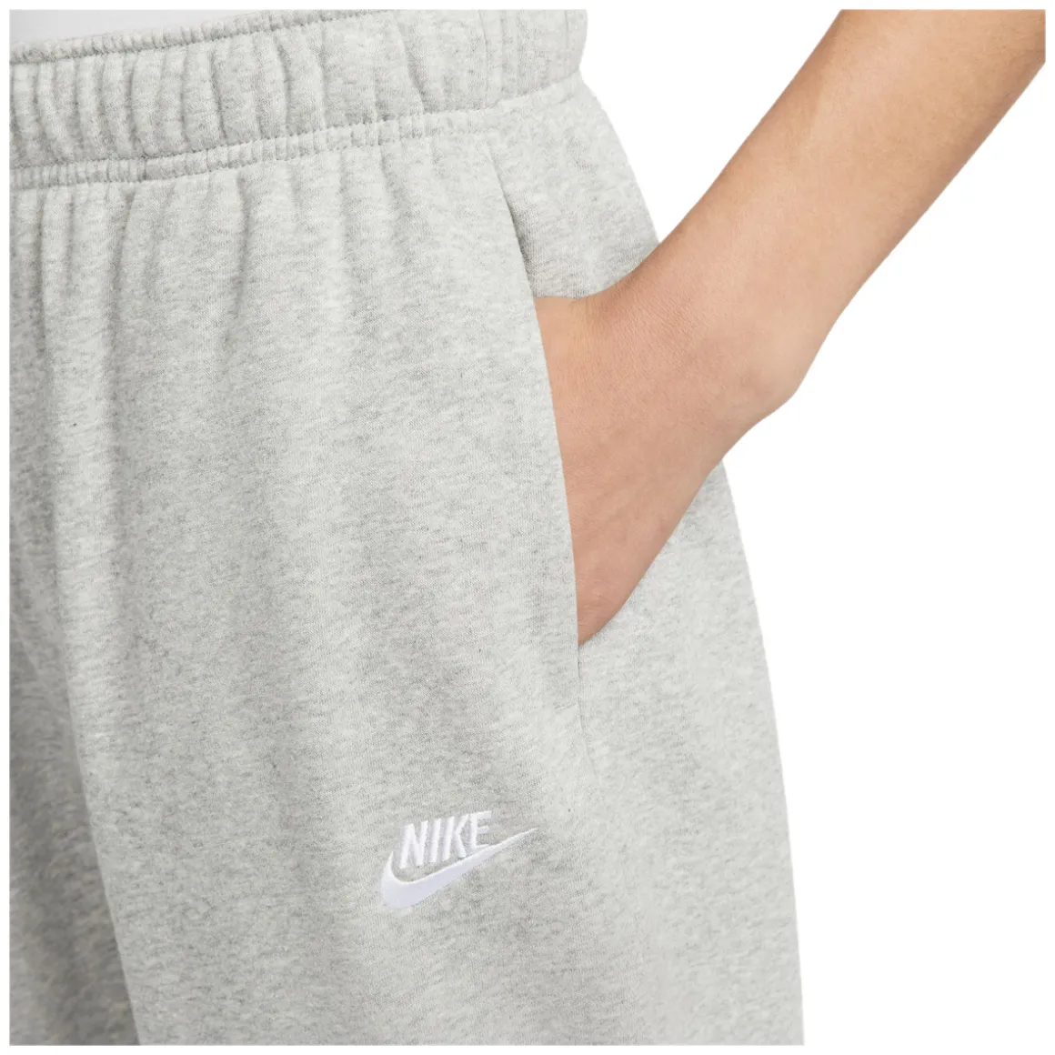Sportswear Club - Women's Jogger Pants