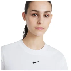 Sportswear Essential - Women's T-Shirt