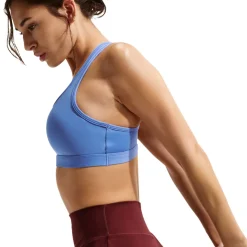 Swoosh - Women's Sports Bra