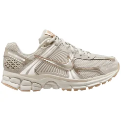 Zoom Vomero 5 - Women's Fashion Shoes